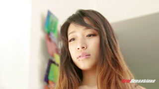 Bruce Venture penetra con fuerza el apretado trasero de Meiko Askara