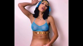 Chloe Amour'_s Halloween finger fuck