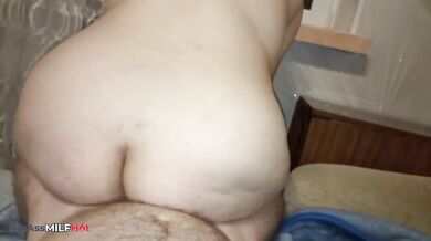 Amateur MILF Big Ass And Big Boobs StepMom Rides Dick Until Thick Cum Drips On Clit