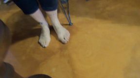 I hate Wearing Shoes