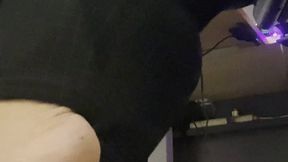 Sneaky Office Flex and Massage Barefoot