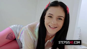 Slutty stepsister Rosalyn Sphinx is addicted to her stepbrother&#039_s cock
