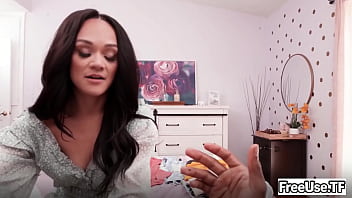 Can He Unlock His Stepmommy&#039_s Ass?