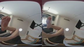 3DVR180 QINGQING POV high heeled sandals crush and humiliate the dwarves