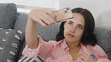 Daisy Pheonix’s Creamy Cum!