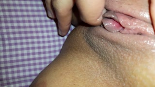 Masturbandome a escondidas