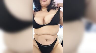 Black bra tease drives milf latina into fevered dance