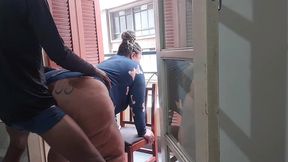 transamos na sacada do hotel em sao paulo