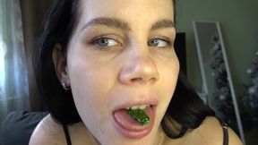 Giantess Anna Caught and Ate You