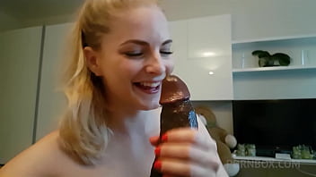 Blowjob pleasures with Cayenne Klein OTS220