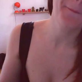 Italian Slut Competes with Her Friend in a Competition of Great Wet Squirting Orgasms