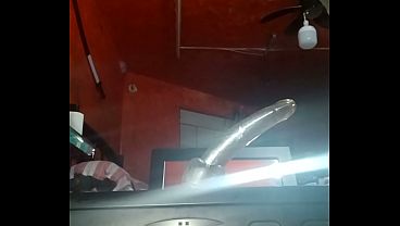 Se me prendi&oacute_ un foco en mi culo goloso