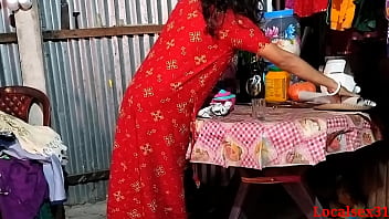 Desi bhabhi dinning table fuck in her boyfriend ( Official Video By Localsex31)