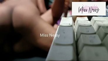 PINAY - Fucking my former co-worker habang kachat si mister