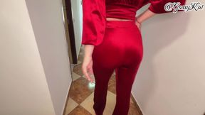 Red Velvet Fart Queen