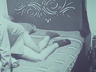 patas al hombre a travesti culona