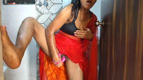 18 Years Hot &amp; Sexy Indian Aunty &amp;Girl Fucking With lush