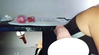 Daisy gets her Face Hole Fucked with Fuck Machine LIVE