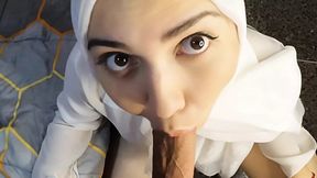 Arab Muslim woman sucks like a pro and asks for more until the end in her face