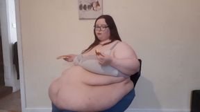 SSBBW pizza stuffing on office chair
