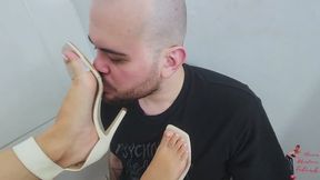 Foot worship, part 1, by Gabi Montovani and Slave, FULL HD