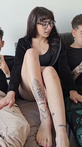 Gamer boys fuck her in her first amateur threesome   Clip 1