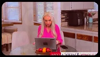 Anna Kolba MILF Seduces & Sucks in Hardcore Scene New release