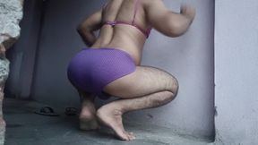 Wife ki bra aur underwear pahan liya