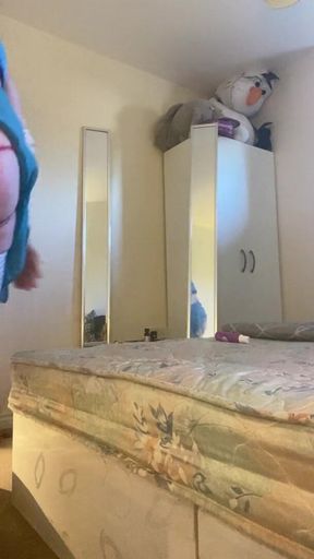 Mature white ass sissy dildo play