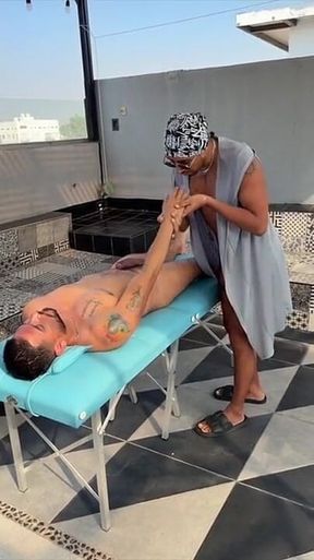 4-hand Massage