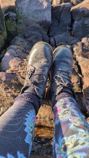 Boot removal by the sea.🌊