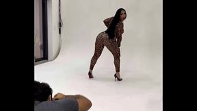 Beatriz Foga&ccedil_a divando