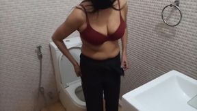 Sexy Miya Undress pee and bathing in Home recorded by Hubby