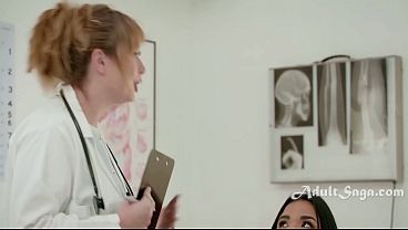 Waiting room lesbo scissoring and pussy eating