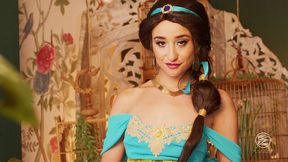 Small-tit teen Isabella Nice knows how to play with her shaved pussy