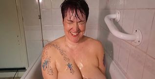 Splish splash I was taking a bath