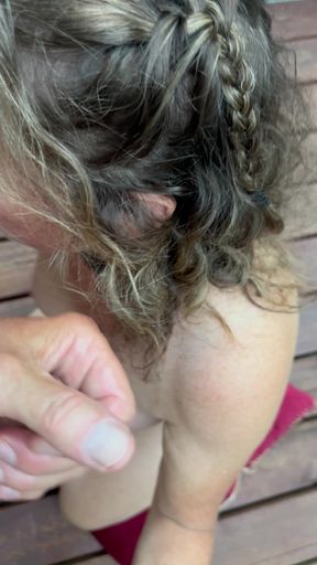 POV Outdoors Natural Light, Green Eyed Queen Gets Cum