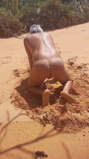 Ladysilva Naked on the Beach Come Fuck My Hot Tanned Ass