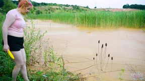 Orgasm in lake of mud - masturbating in clay