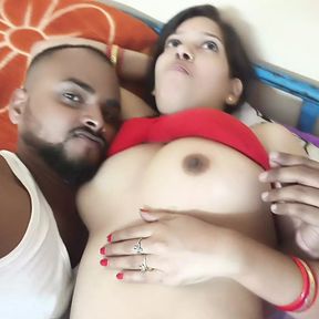 Desi indian hot bhabhi aaj mera lond hila hila ke Pani nikala