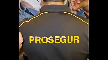 Seguran&ccedil_a fazendo banheirao