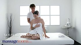 Chubby big natural tits Taylee Wood has slow romantic sex