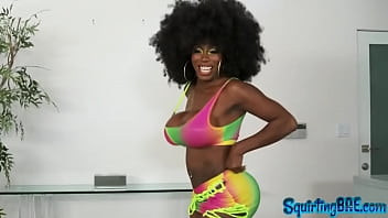 Busty Nubian squirter face jizzed after threesome action
