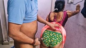 Indian Desi Sexy Bhabhi Ki Saari Utha Ke Mast Hardcore Chudai. Indian Desi Hindi BF Videos.