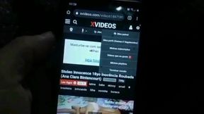 fudendo minha meia-irma no sofa dos nossos pais enquanto ela assistir o resumo do desfile de carnaval a tarde - myllena rios