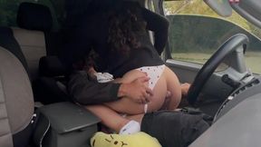 Surprising Christmas Gifts Lead to Spontaneous Public Encounter in a Car!