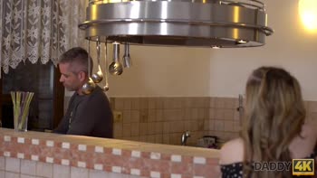 Peach's Czech Teen (18+) Delight: Russian Seduction and Daddy Fantasy