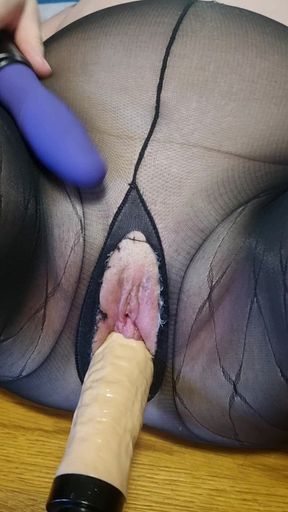 Julie Cunningham Fucked by a Machine While Wearing Black Pantyhose