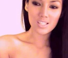 Exotically sexy webcam girl with big tits who just blows me away