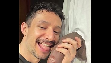 Esse fantasma me assombrou com pauz&atilde_o dele